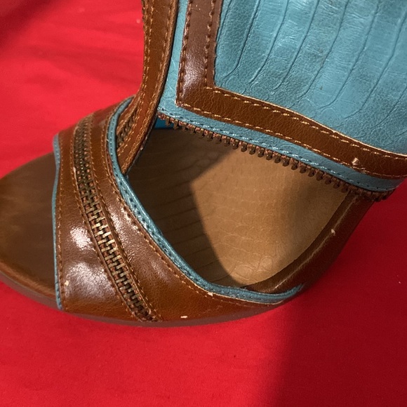 Michael Antonio Justice Sandal Brown/Turquoise, Size 10 - Picture 7 of 8